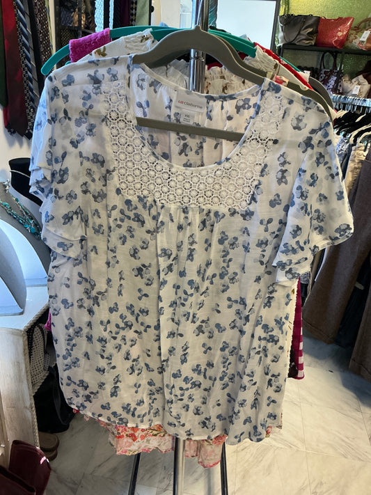 Liz Claiborne Blouse - White with Blue floral pattern - XXL