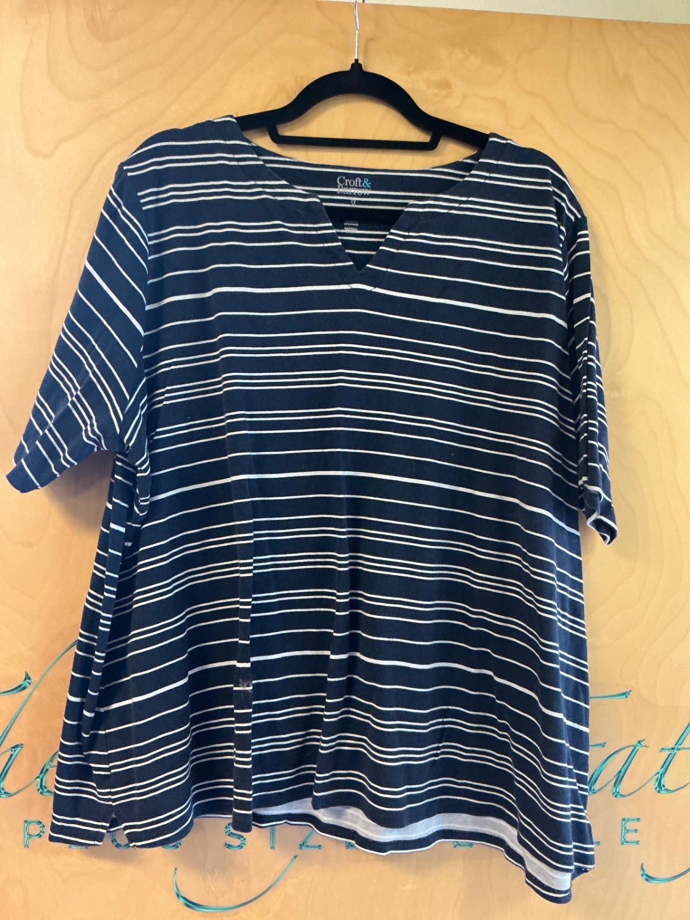 Croft & Barrow Blouse - Navy blue with white stripes - 3X