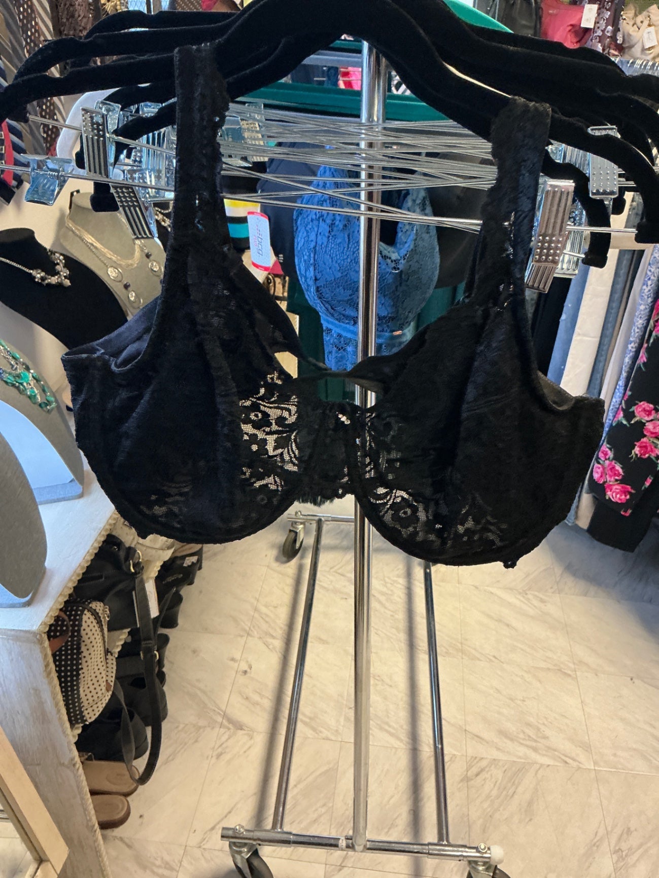 Smart & Sexy Lingerie - Black - 42DD