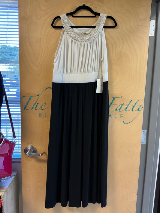 Haani Dress - Black and white - 2X NWT