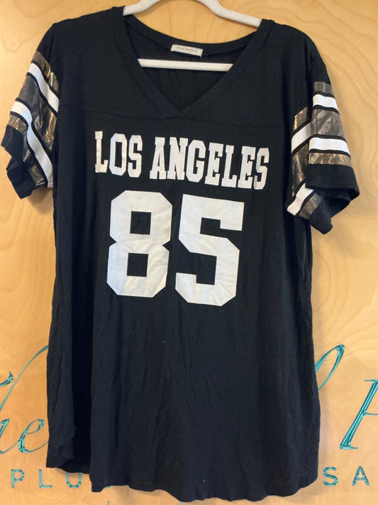 Occasion T-Shirt - Black and White - 2X