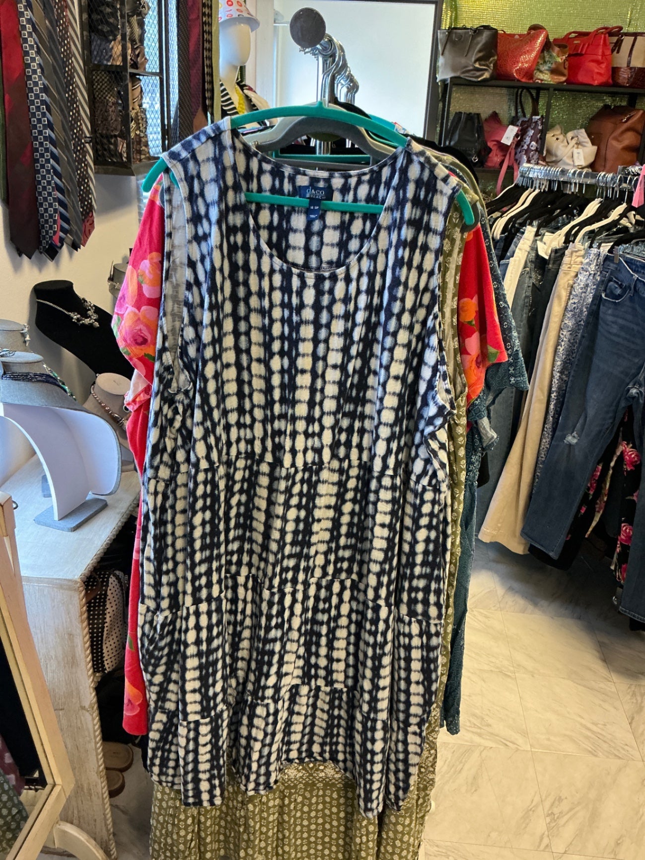 Daco Beach Layered Tunic Top - Black and White - 5X
