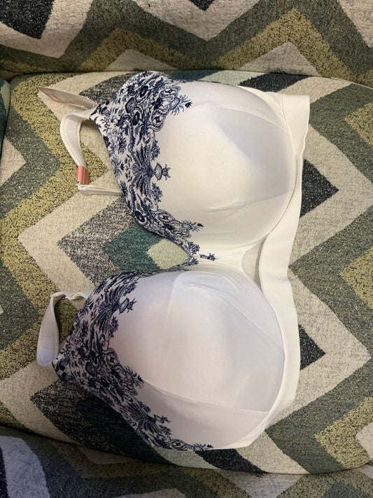 Lane Bryant Cacique Lightly Lined Full Coverage Bra - White with Blue Patterns - 42G NWT