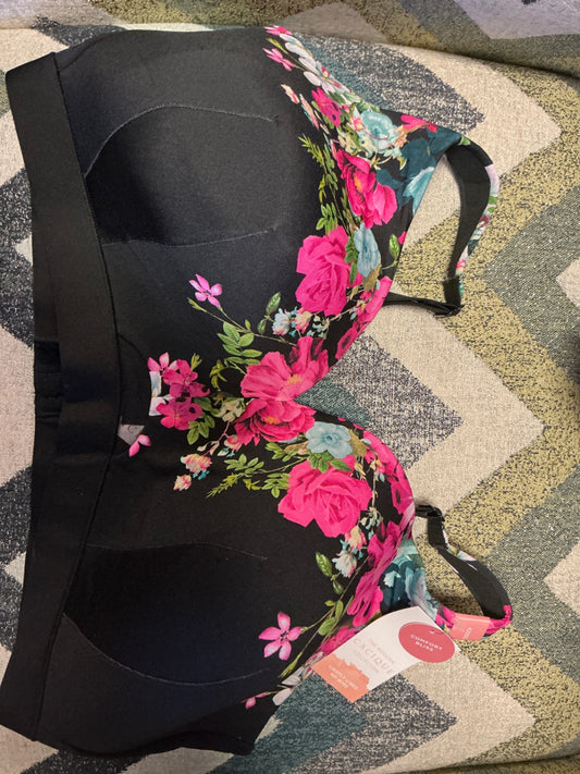 Lane Bryant Cacique Lightly Lined No Wire Bra - Black with pink, blue, green, and white floral print - 42DDD NWT