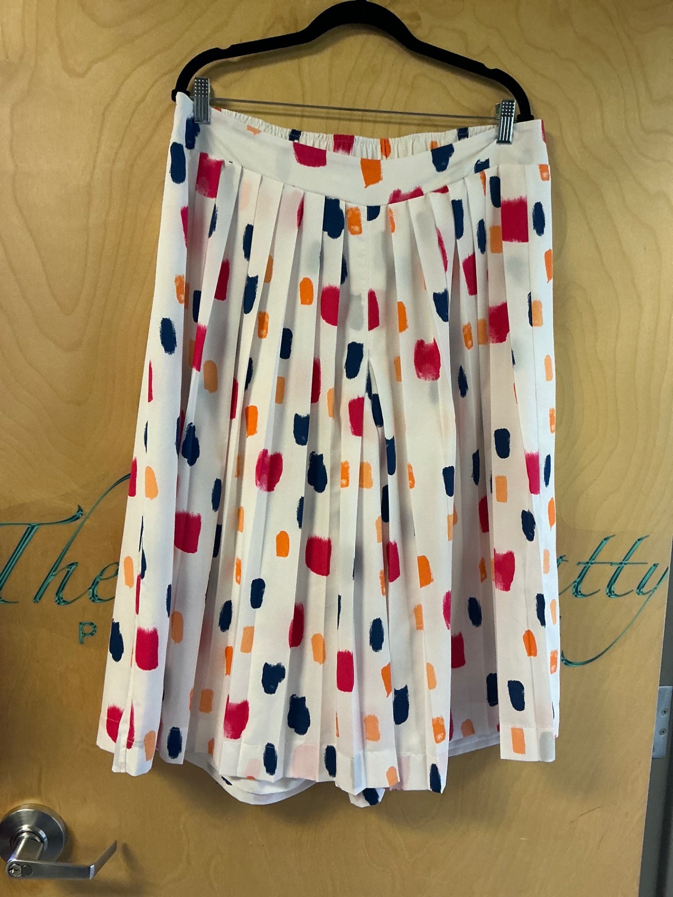 Lane Bryant Culottes - White with multicolored dots (red, orange, navy blue) - 14/16