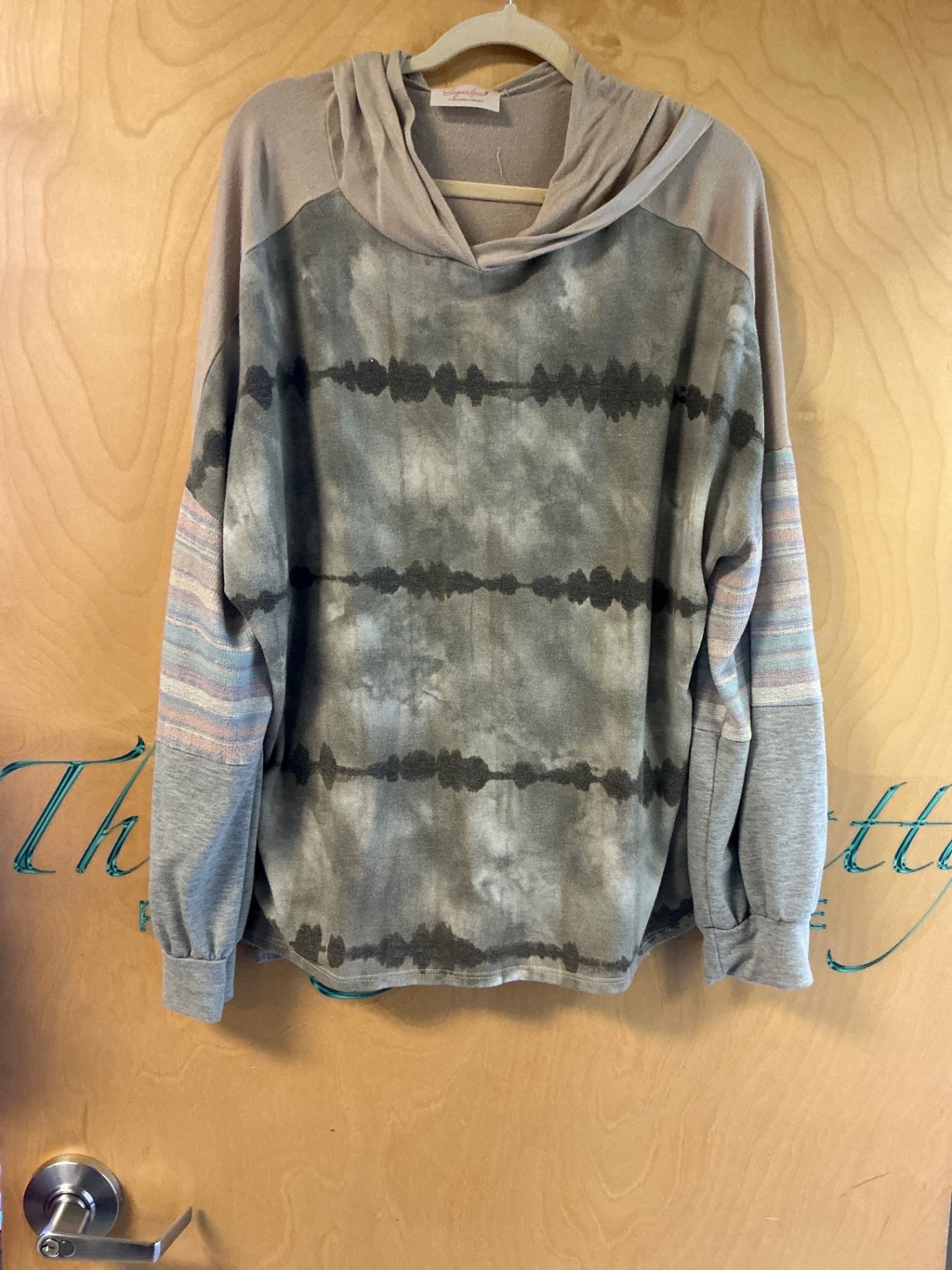Sugarfox Hooded Long Sleeve T-Shirt - Gray and multicolor - 1X