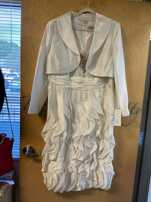 Serafina Dress - White - 16 NWT
