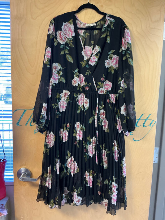 Indigo Rose Dress - Black with pink and green floral pattern - 3X