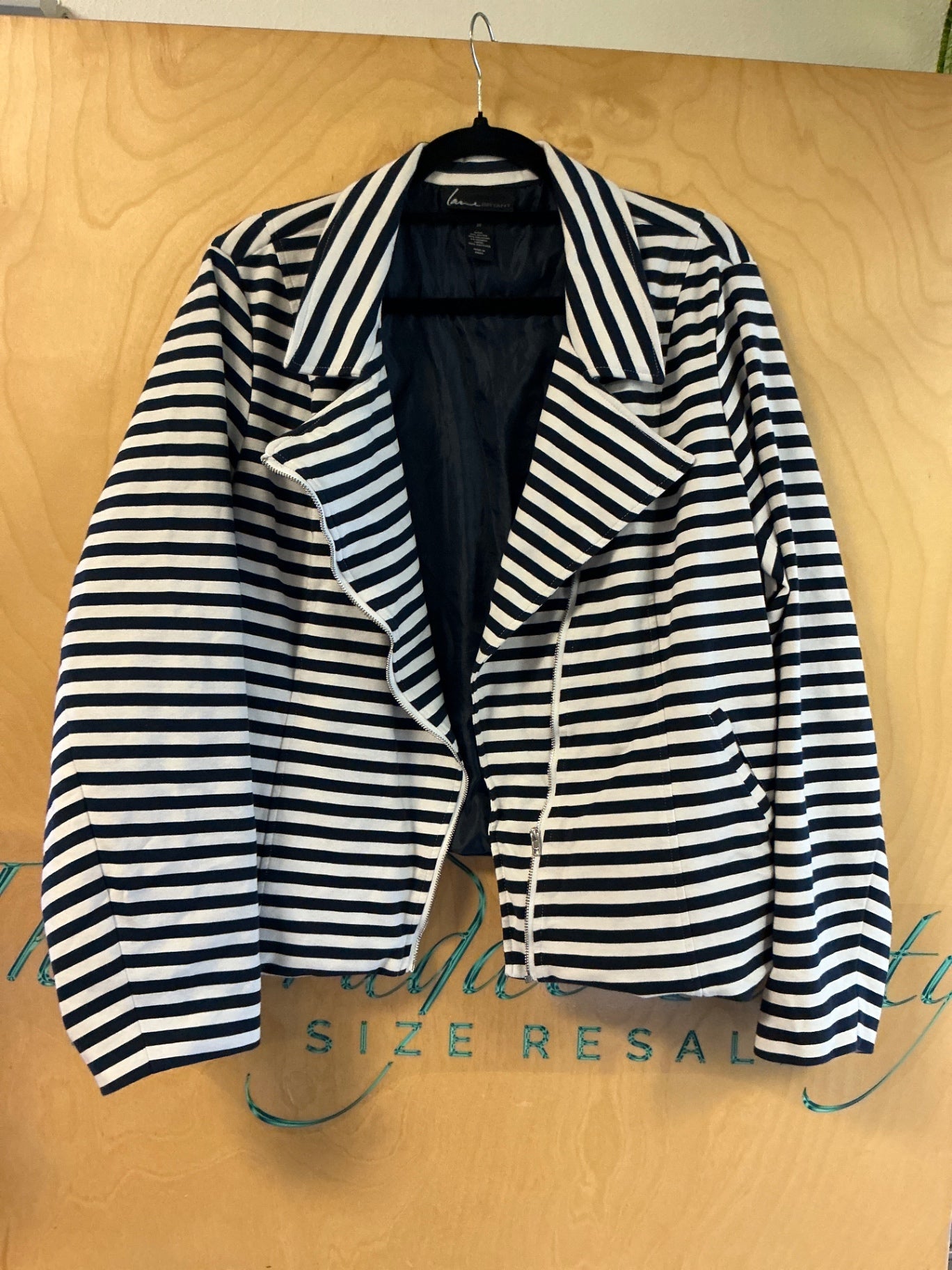 Lane Bryant Jacket - Navy Blue and White - 26