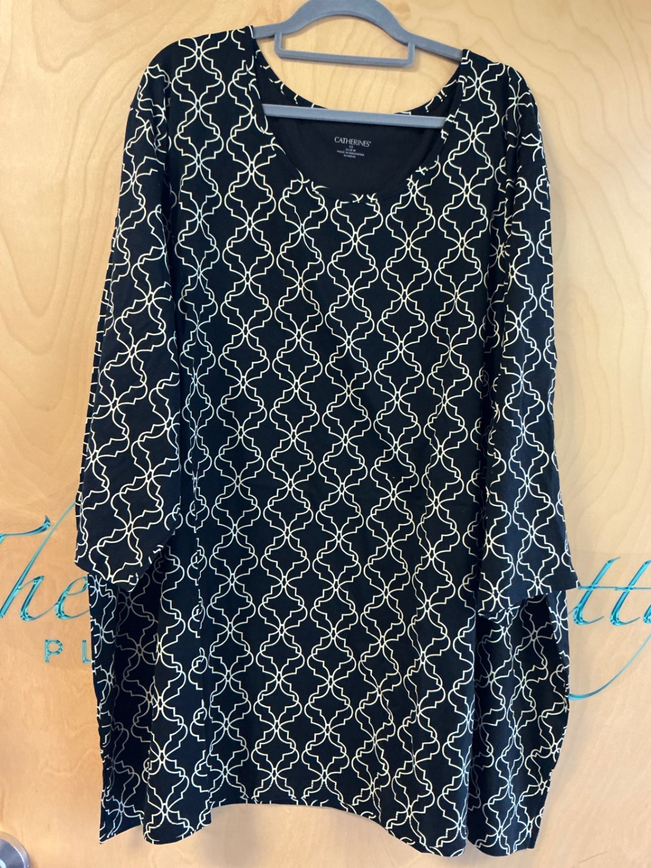 Catherines 3/4 Sleeve T-Shirt - Black and white - 34/36 NWT