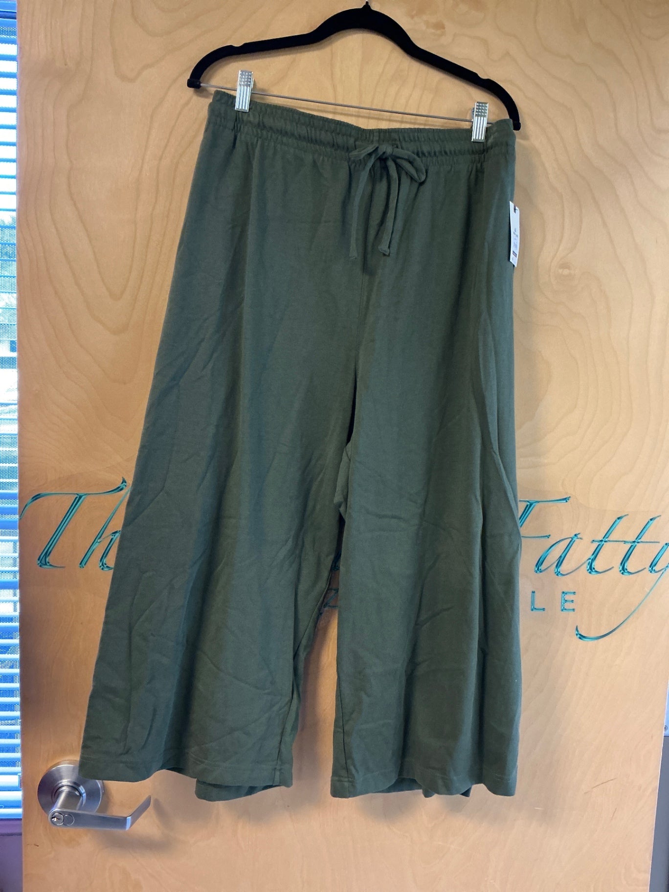 Terra & Sky Lounge Capris - Olive Green - 4X 28/30