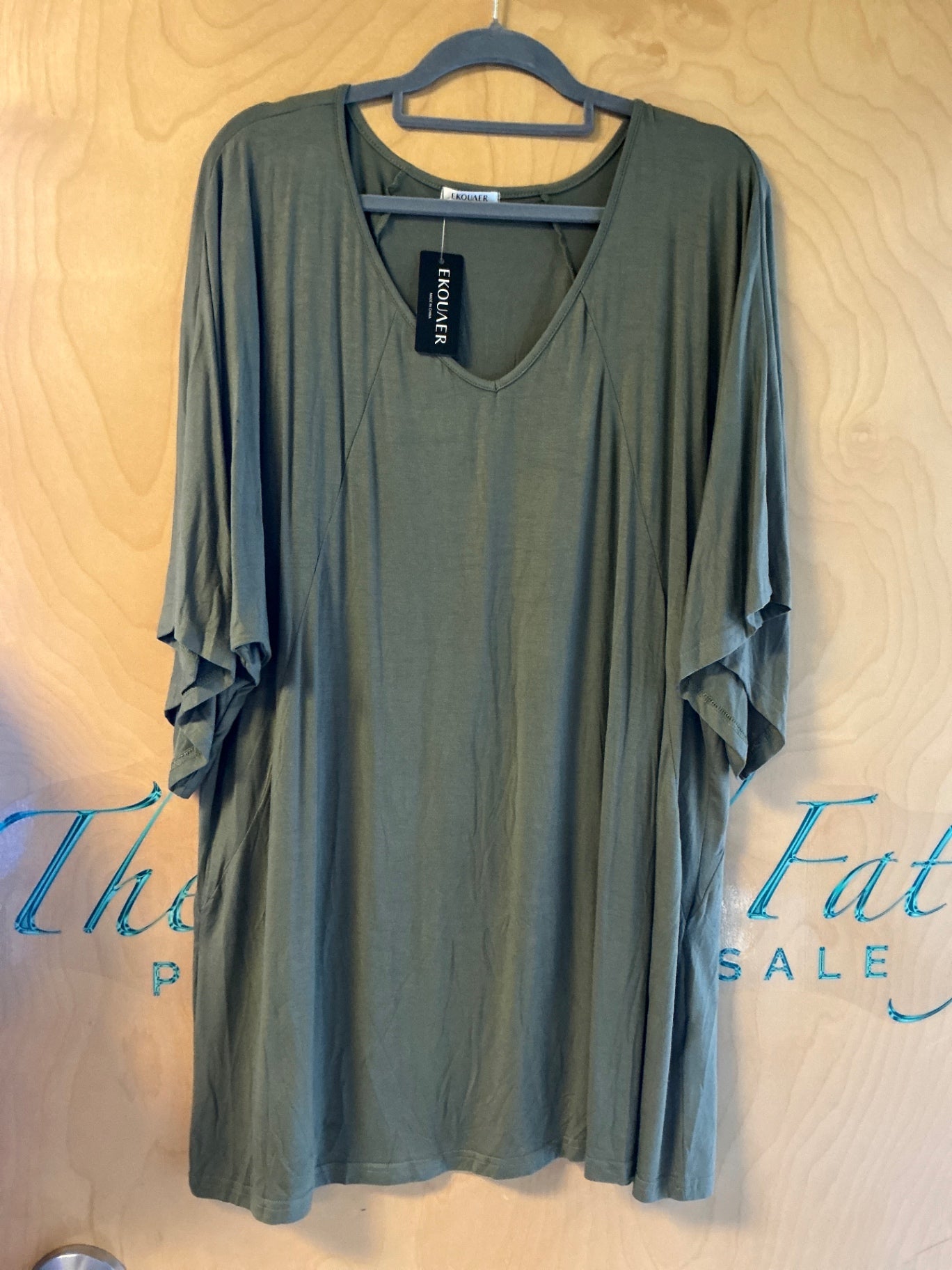 Ekouaer V Neck T-Shirt - Olive green - XL