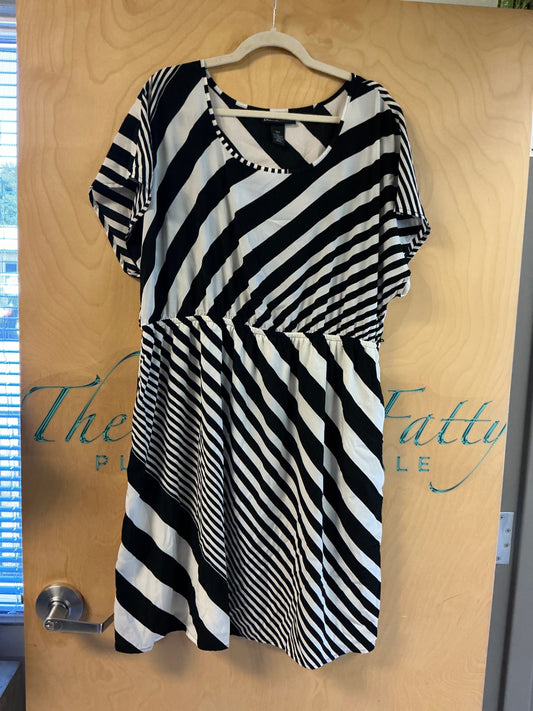 Lane Bryant Dress - Black and white - 18/20