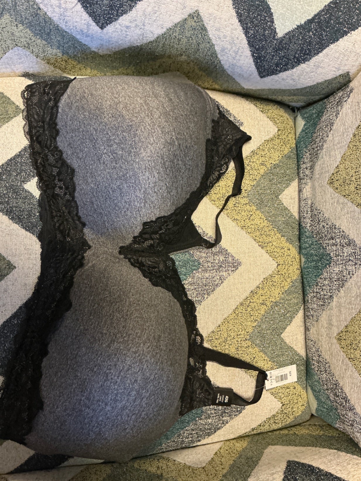 Torrid Lightly Lined No Wire Bra - Gray with black lace - 42G