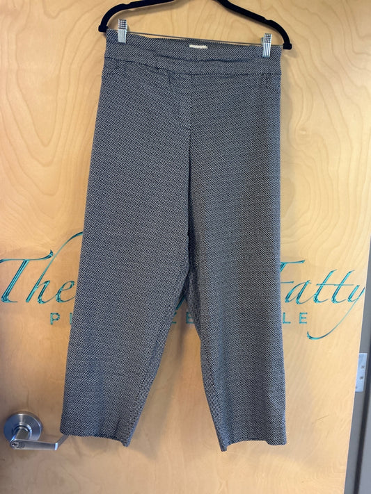 Mercer & Madison Stretch Capri - Black and white - 22